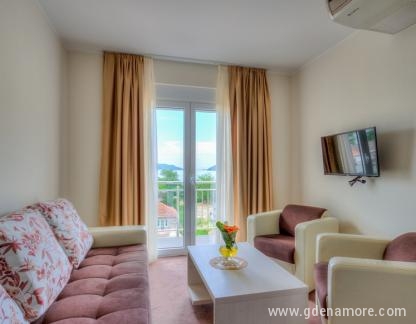 Apartmani Bristol Igalo, , ενοικιαζόμενα δωμάτια στο μέρος Igalo, Montenegro